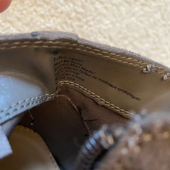 Taupe gray heeled ankle booties - Picture 3 of 3